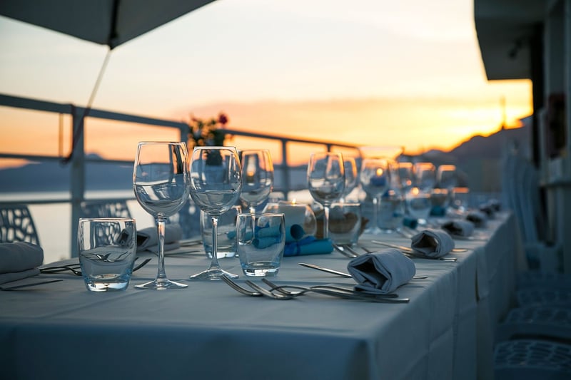 Mossy Table Settings